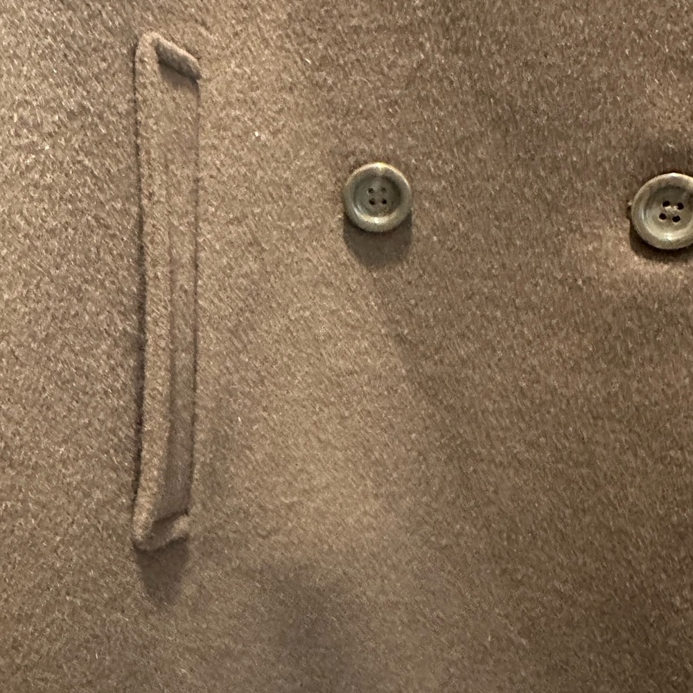 Beautiful Double Breasted Button Front Brings Sty… - image 3